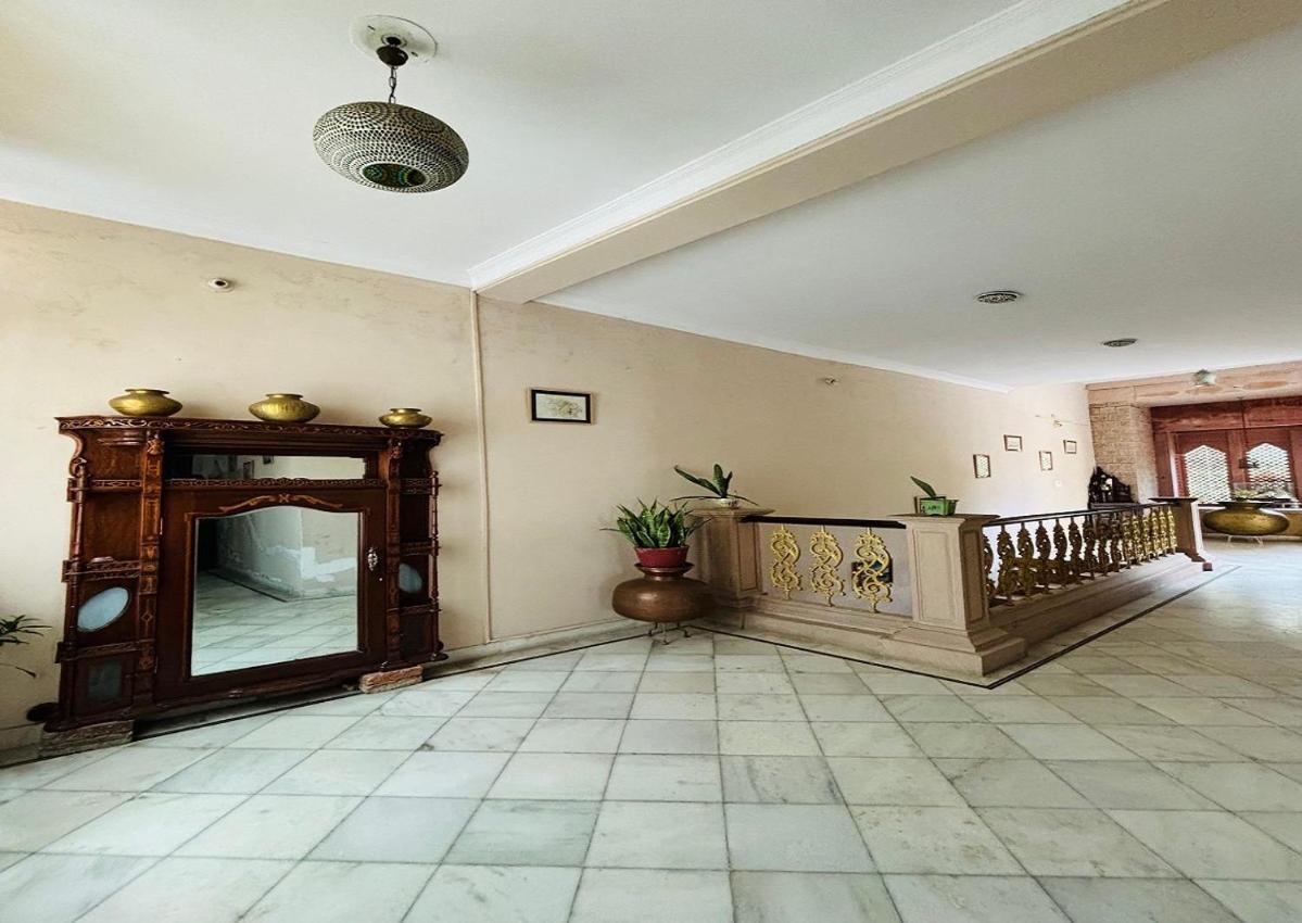 Hotel Karan Villas Кота Екстериор снимка