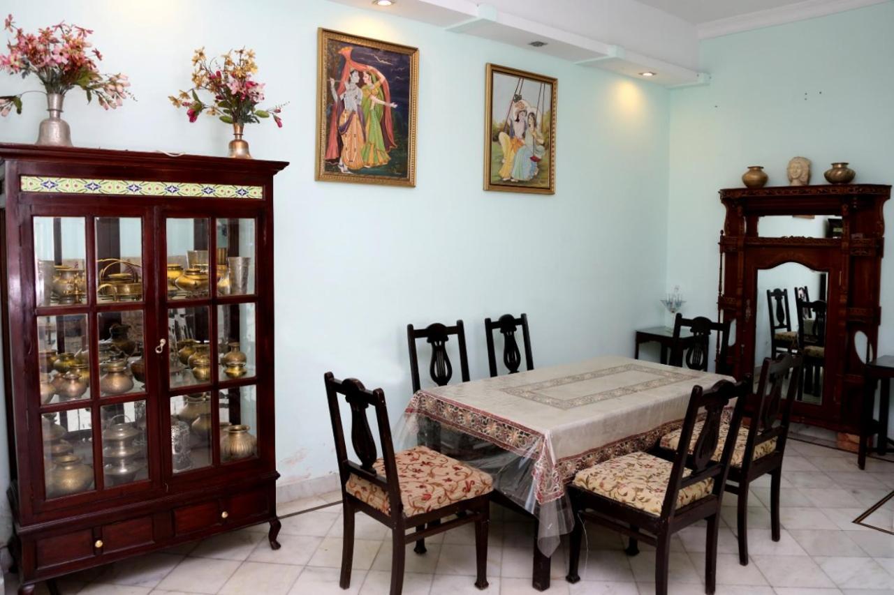 Hotel Karan Villas Кота Екстериор снимка